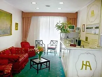 ***  Hotel Augustea Roma Italia