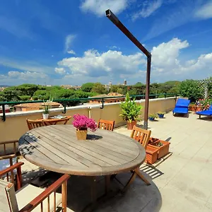 Apartamento Mecenate Charme Apartment, Roma